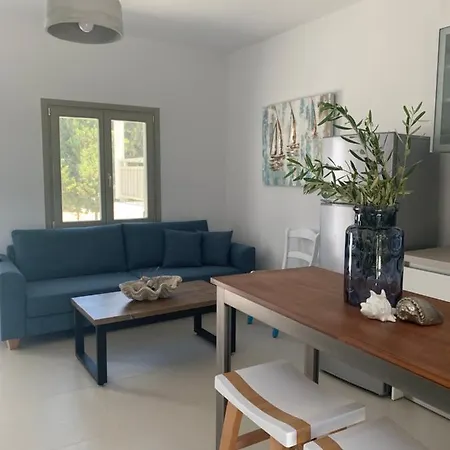 Chrisantakis Appartments * Drios