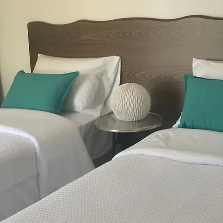 Chrisantakis Appartments 드리오스