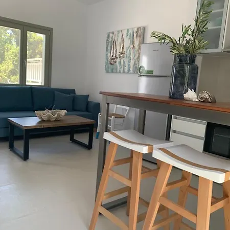 Chrisantakis Appartments * Drios